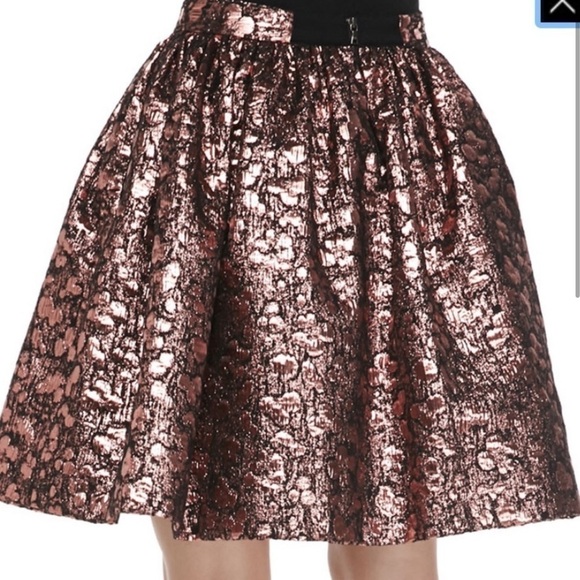 Alice + Olivia Pia Metallic Rosegold Skirt - Picture 2 of 7